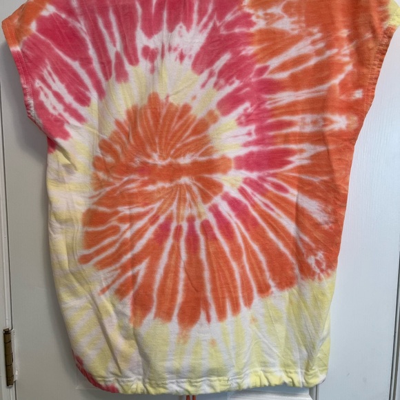 Jane and Delancey Tops - Vibrant Tie-Dye T-Shirt Medium